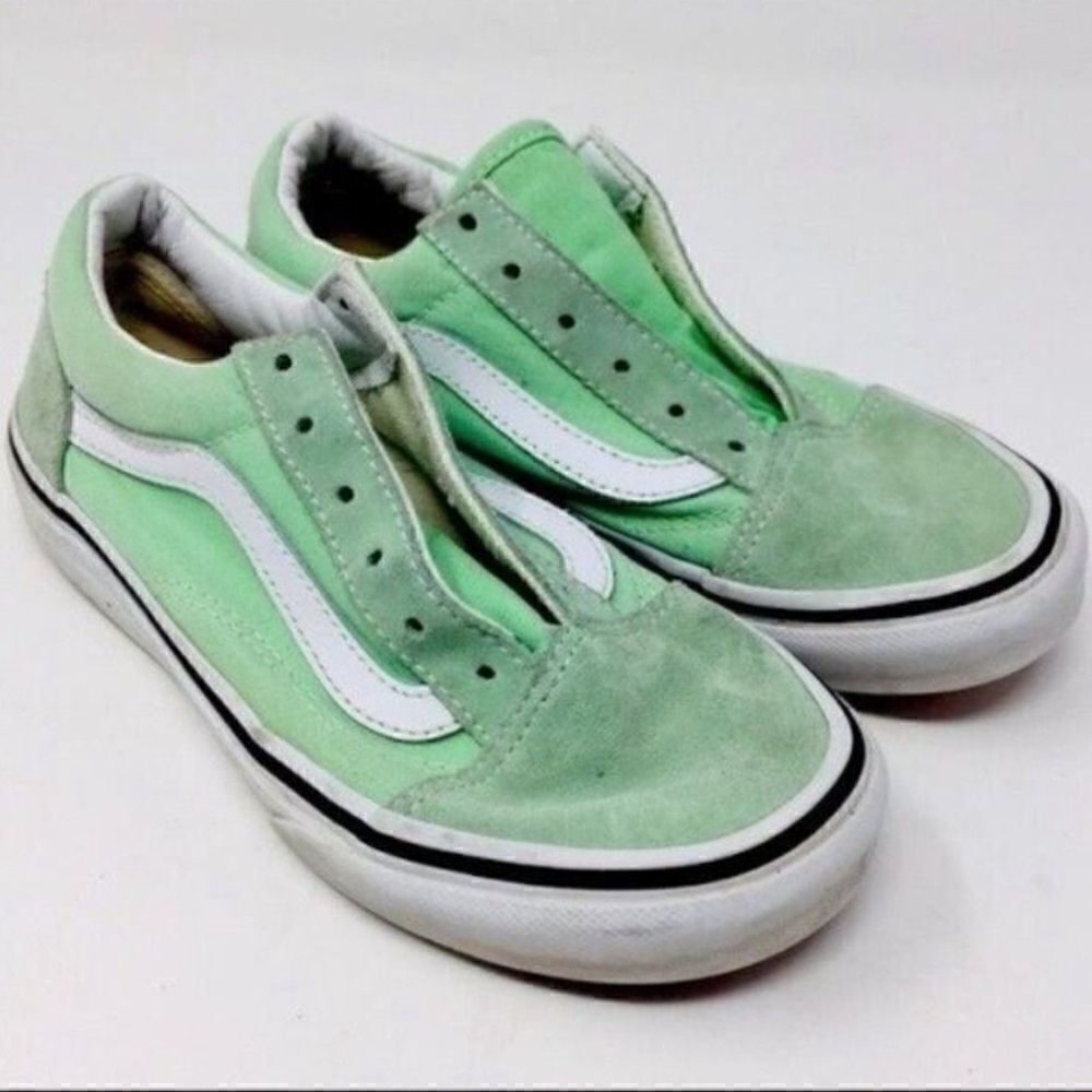 Vans mint green tennis shoes children’s size 2 suede leather